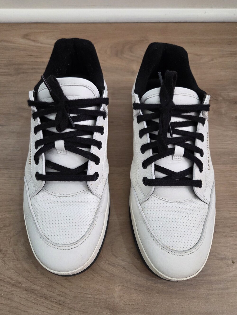 Saint Laurent Unisex Sl61 Low Top Sneaker 42.5 (M 9) Designer Streetwear Casual